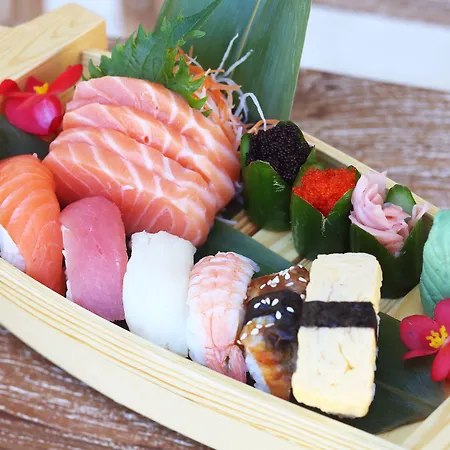 Panzió 1907 By Louis Polis