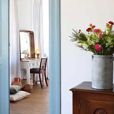 1907 By Louis Bed & Breakfast Polis