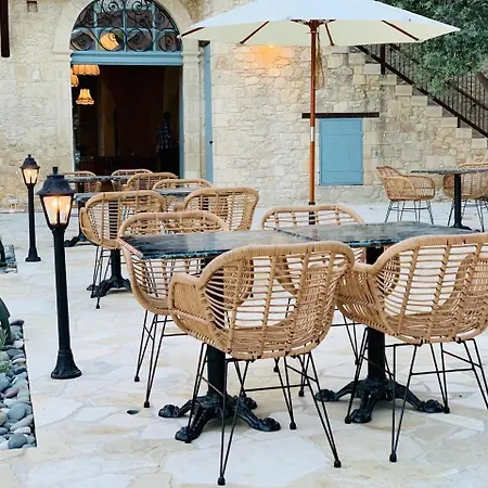 1907 By Louis Bed & Breakfast 4*