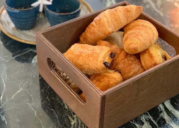 Bed & Breakfast 1907 By Louis Polis